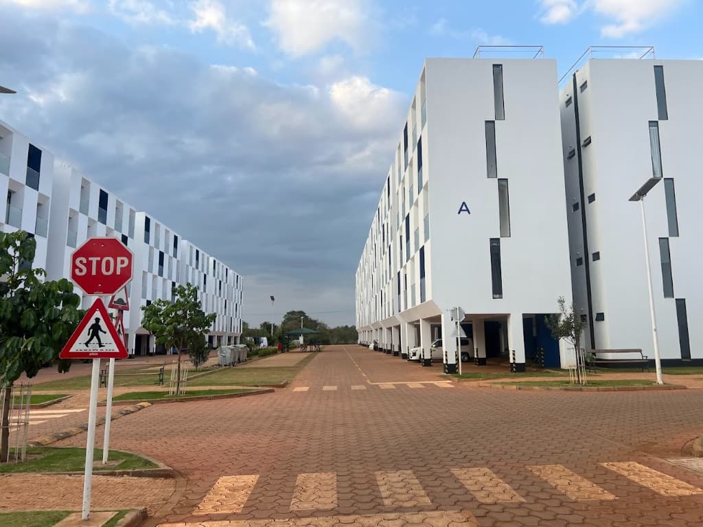 Modern luxury home — Nyumbani Platinum