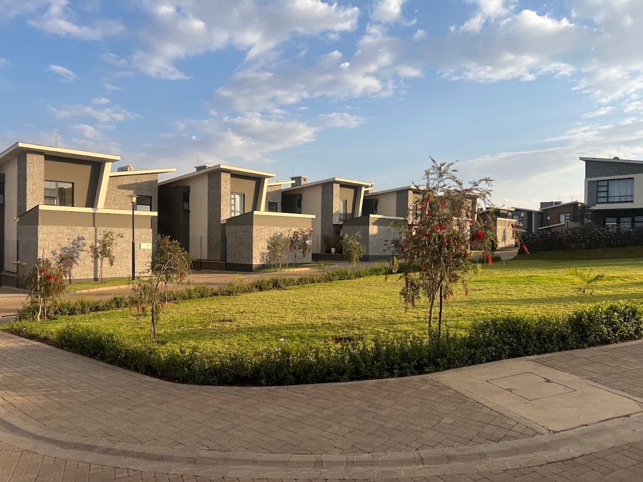 Modern luxury home — Nyumbani Gold
